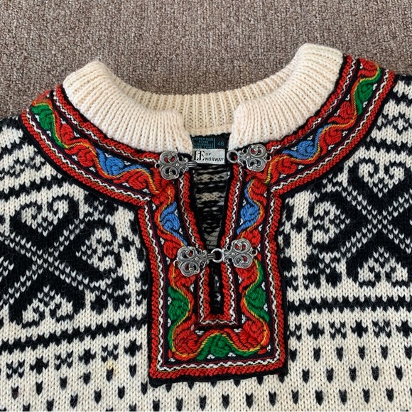 Dale of Norway Black and Cream Nordic Sweater - Picture 9 of 9